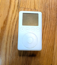 VINTAGE Apple iPod 2003 3a