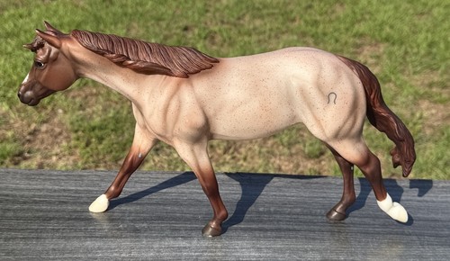 Breyer horse bet - yer, blue