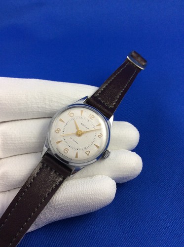 Orologio meccanico sovietico