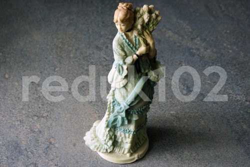 Statuina vintage elegante - statuina,