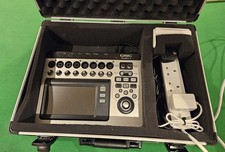 QSC Audio TouchMix 8 Mixer