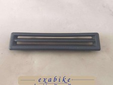 element plastique pour Peugeot