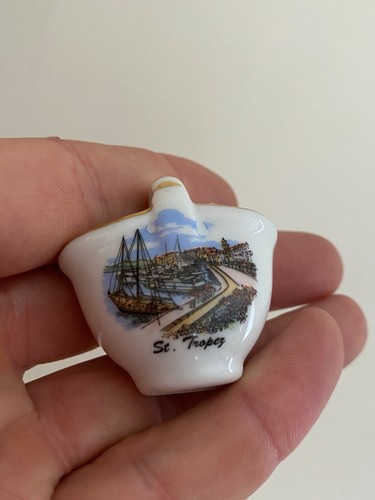 Piccola miniatura cestino in - miniatura,,