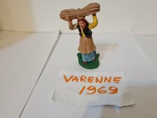 PRESEPE STATUINE DONNA CON FASCINA IN PASTA CHIALU' CM 9X5