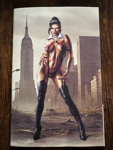 Vampirella jairo valverde - -,