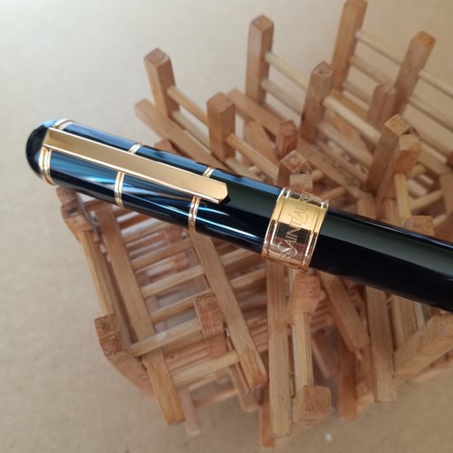 Yves saint laurent penna - yves,