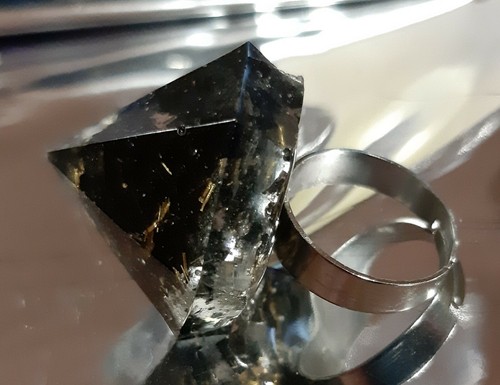 Anello piramide tormalina nera - piramide,
