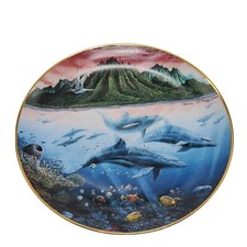 Hawaiian Muses by Robert Lyn