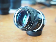 Nikon 105mm F2.5 - mythique