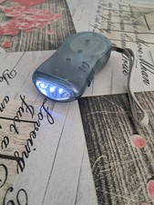 Mini torcia LED a dinamo
