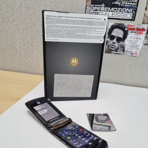 Motorola razr2 please check - razr2,
