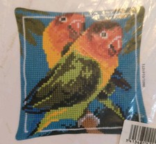 VERVACO T45200 "Pappagalli"