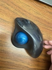 Logitech M570 Mouse ergonomico