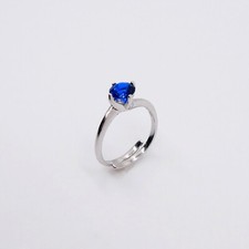 SOLITARIO CON ZIRCONE BLU IN ARGENTO 925 RODIATO IN ORO BIANCO 18 KT