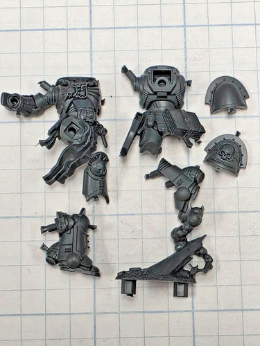 40k space marine - marine, bits