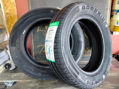 R4447 coppia pneumatici - coppia,