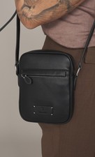 BORSELLO TRUSSARDI CON LOGO DA