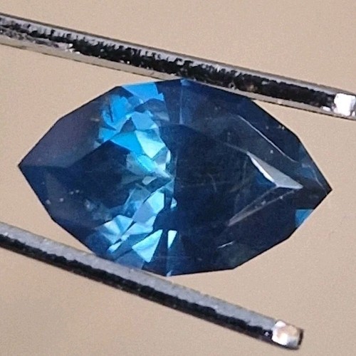 Unheated blue sapphire 6ct - unheated,