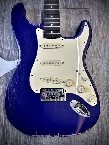 Relic purple pistols crown - relic,