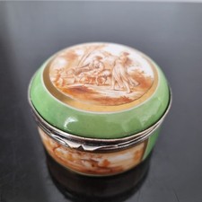 BOITE Ancienne Porcelaine Peinte Marquée Manufacture Imperiale De Sevres 