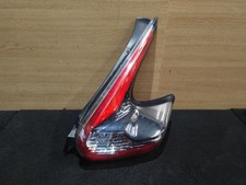 FARO POSTERIORE DESTRO LATO