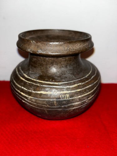 Vaso con base tonda per - , acqua