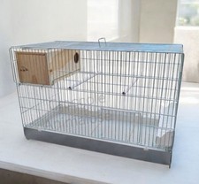 Gabbia da Cova da 65 Per Uccelli Nido E Mangiatoia Interna Gabbia Zincata + Nido