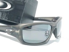 NUOVO* Occhiali da sole Oakley