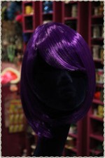 Parrucca caschetto frangia liscio viola scuro lung circa 27cm cosplay carnevale