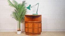 Credenza angolare media in