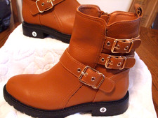 G. C. Shoes Strappy Buckle