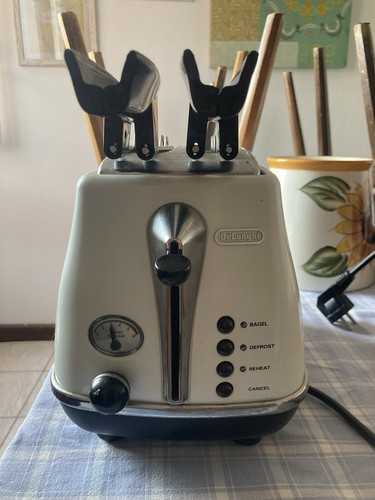 Tostapane delonghi ct02203 - tostapane,