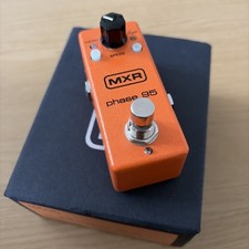 Mini phaser MXR Phase 95 con