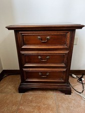 Coppia Di Comodini Antichi