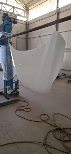Cofano bianco nuovo ford - bianco,