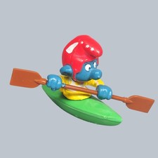 Puffo kayak 1979 statuina in