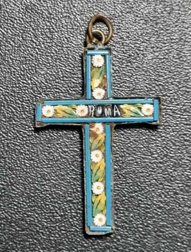 Antico crocefisso ottone - in,