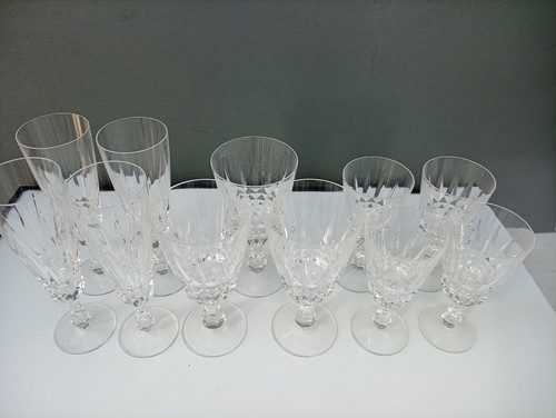 Lot verres en cristal - 11,