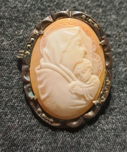 Spilla cameo rosa - cameo, bianco