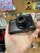 Canon PowerShot S90 10