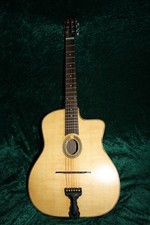 CHITARRA JAZZ USATA,CHITARRA FATTA A MANO,PRONTA DA SUONARE,NUOVA INCORDATA