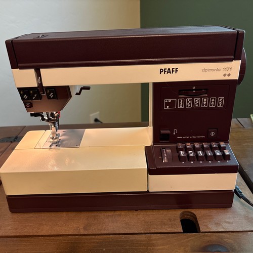 Vintage pfaff tiptronic 1171 - pfaff,