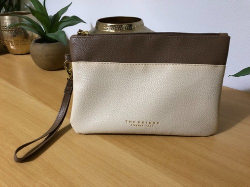 Pochette the bridge - the, color