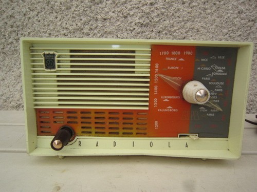 Radio radiola bakelite - radio, r19a