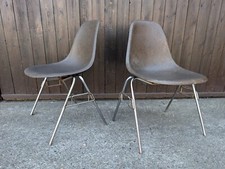 Sedia Charles Eames fibra di