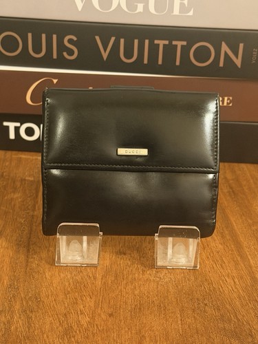Gucci compact pelle nera - in,