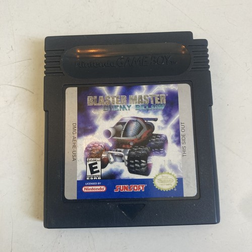 Blaster master enemy below - enemy,