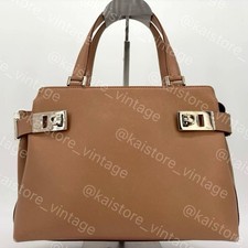 Borsa a mano Salvatore