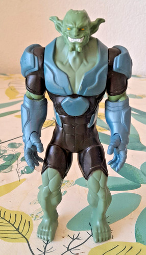 Action figure marvel green - action,