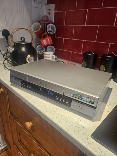 Panasonic vhs recorder - panasonic,
